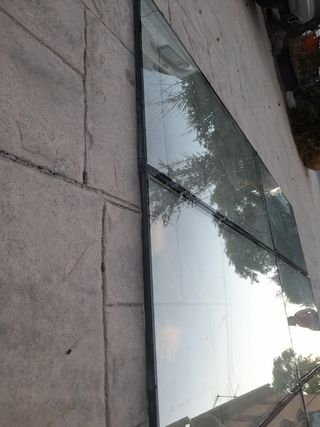 Panel de cristal. 6 cristales