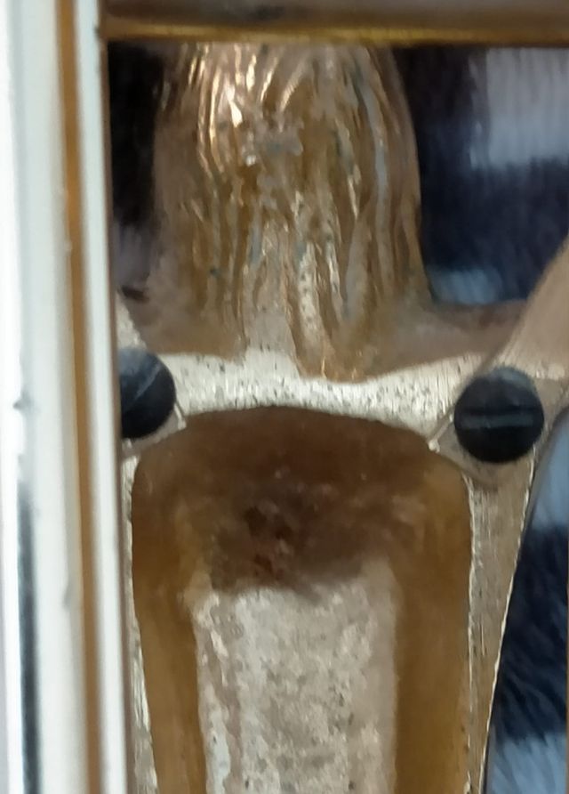 Antiguo Crucifijo Dorado. Ver fotos.