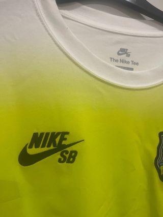 Camiseta Nike SB HombreAmarilla selección skate