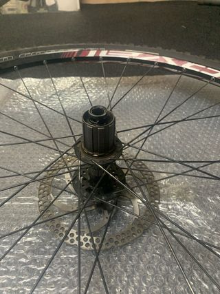 Rueda Trasera 29 ROVAL Eje 12x142 Núcleo HG