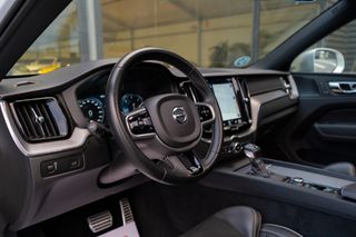 VOLVO XC60 D4 R-DESIGN AUTO 190 CV