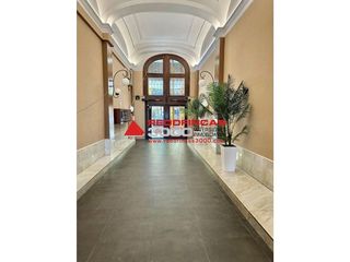 Local comercial en venta en L'Antiga Esquerra de l'Eixample en Barcelona