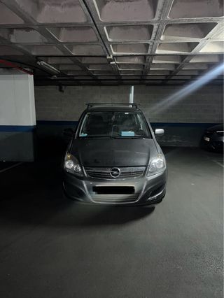 Opel Zafira 2010