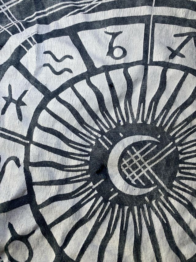 Camiseta de horóscopo gris