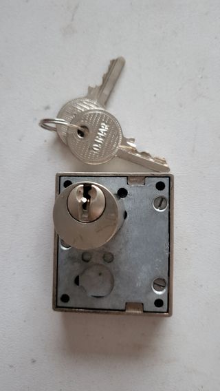 Cerradura OJMAR con 2 llaves