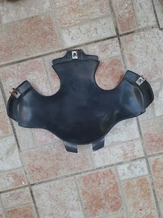 Carena sottoscudo anteriore paraschizzi