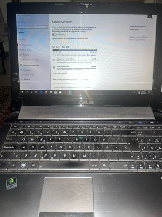 Portátil ASUS i7 6GB RAM 256GB SSD GEFORCE