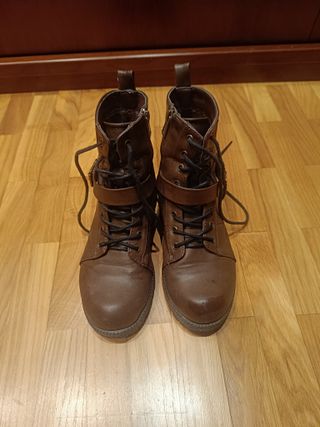 Botines marrones talla 36