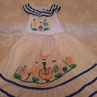 Traje Típico Nicaragüense Bordado