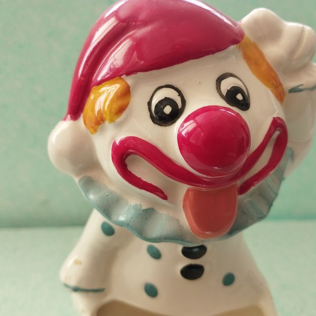 Pagliaccio in porcellana portaoggetti