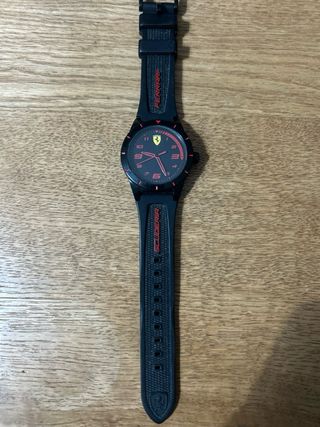 Reloj de pulsera Ferrari Negro y Rojo