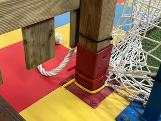 Valla de madera robusta