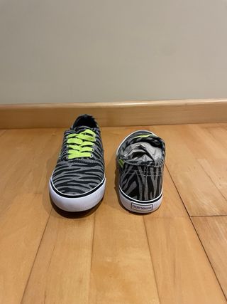 Zapatillas Mujer Estampado Cebra Neón