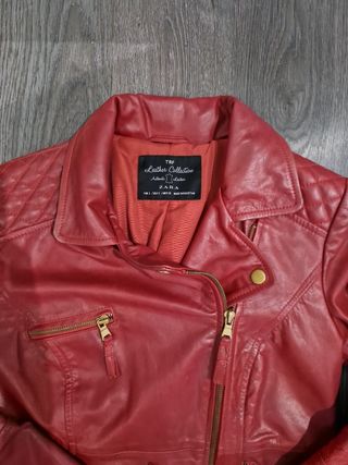 Chaqueta Piel Roja Talla S Zara.