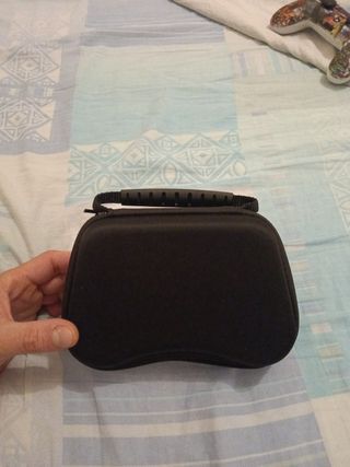 Custodia protettiva per controller