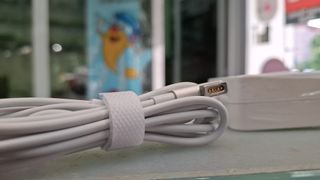 Adaptador de Corriente Epilum PA-60W