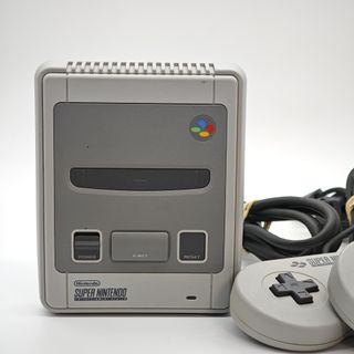 CONSOLA SNES MINI CON 2 MANDOS + CABLES
