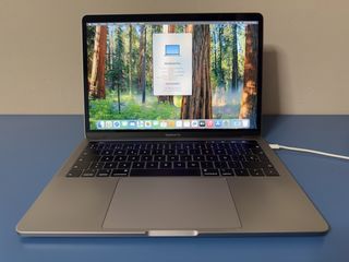 MacBook Pro 13" 256 GB 2019