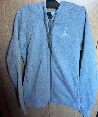 Chaqueta Jordan Gris Talla S