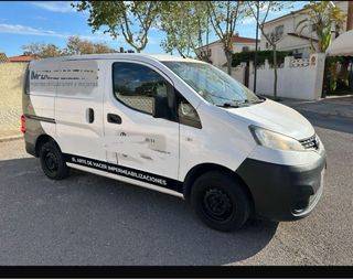 Nissan NV200 2012