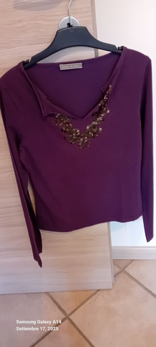 Maglia donna manica lunga viola con perline