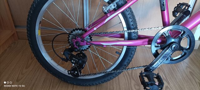 Bicicleta niña rosa 6 velocidades