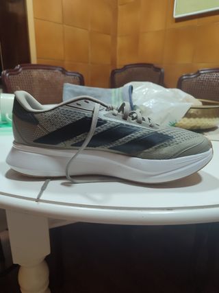 Zapatillas Adidas Beige Talla 46