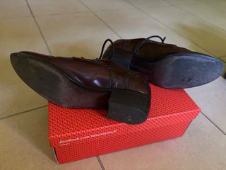 Zapatos de cordones marrones. no hago envíos