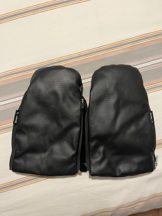 Guantes Carro Bebé Jane Negros