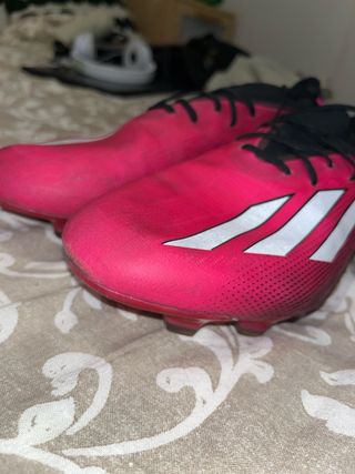 Botas de fútbol Adidas gama alta rosas