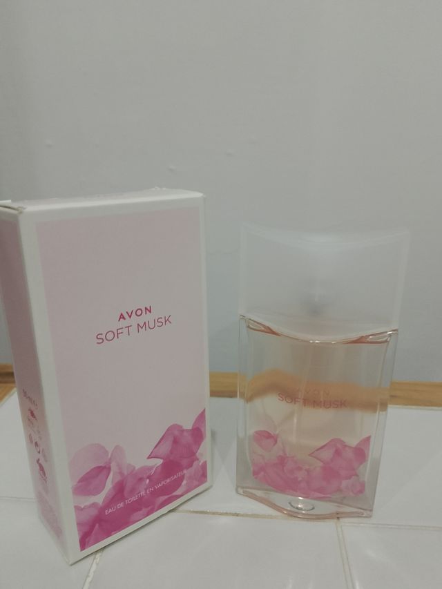 Profumo Avon Soft Musk Rosa