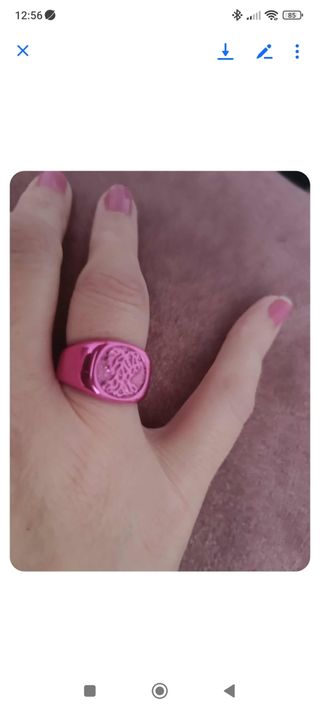 Anillo rosa con diseño