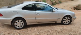Mercedes-Benz  CLK 230 kompresor