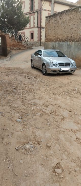 Mercedes-Benz  CLK 230 kompresor
