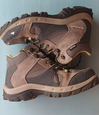 Botas de montaña Quechua T36