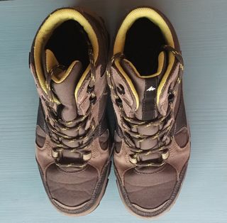 Botas de montaña Quechua T36