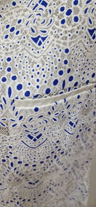 Vestido blanco y azul con encaje Adolfo Domínguez