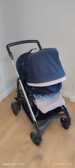Trío Inglesina Silla + Capazo + Maxicosi