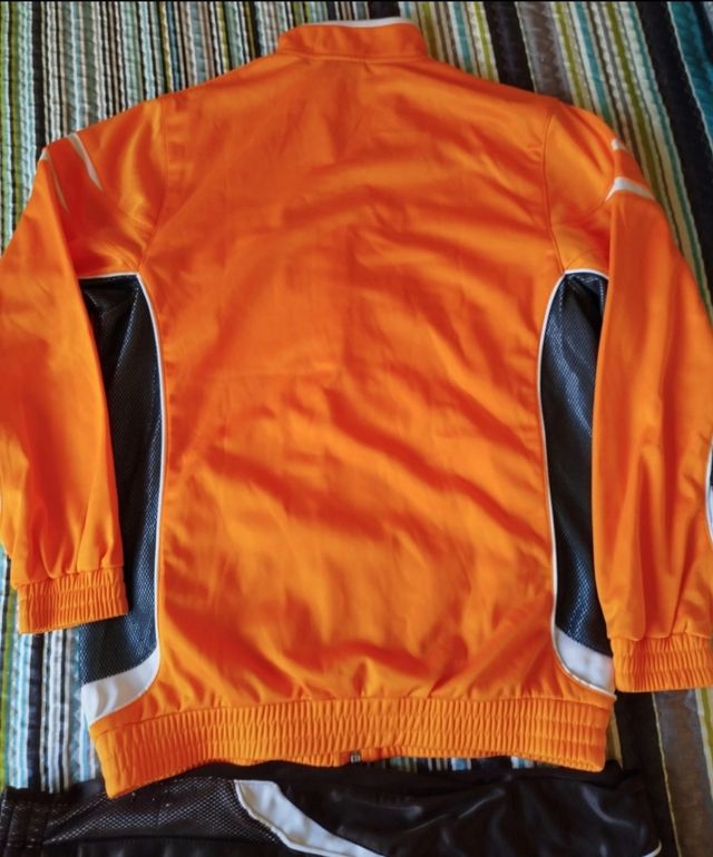 Chándal Luanvi Naranja y Marrón Talla 16