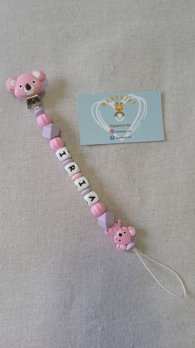 Chupetero personalizado con nombre