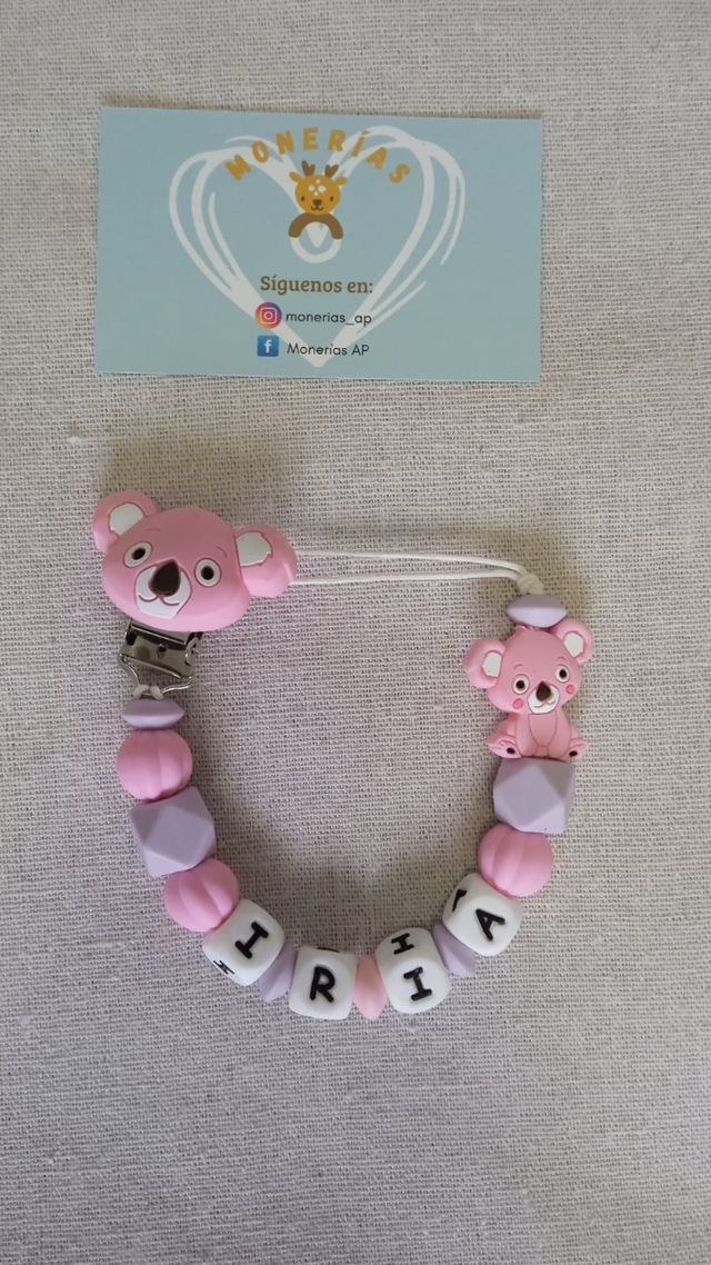 Chupetero personalizado con nombre