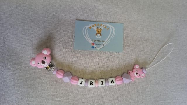 Chupetero personalizado con nombre