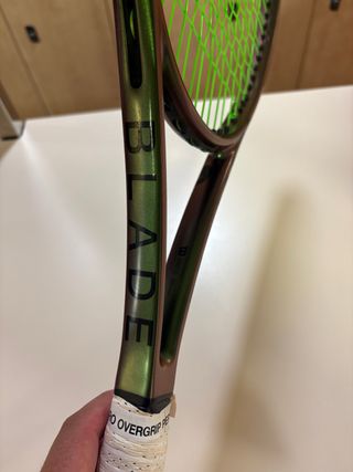 Wilson Blade v8 


