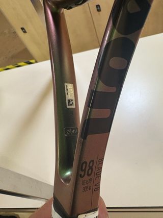 Wilson Blade v8 

