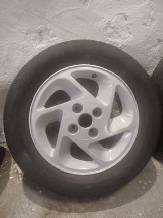 Llantas Ford Escort RS Turbo
