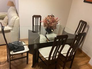 Mesa de salón de cristal y madera + 6 sillas