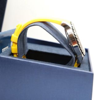 Reloj Festina Diver Negro y Amarillo