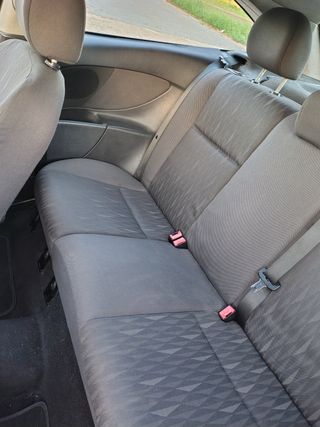 Ford Focus 2004
