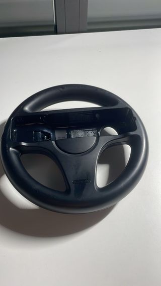 Nintendo Wii Negra con Volante y 2 mandos