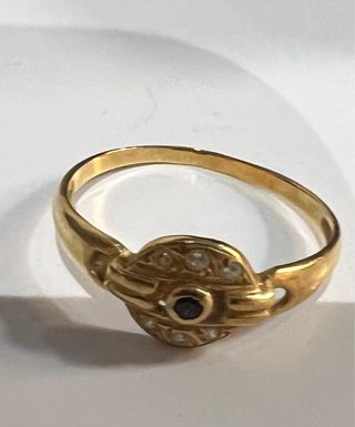 Anillo de Oro con Circonitas y Zafiro